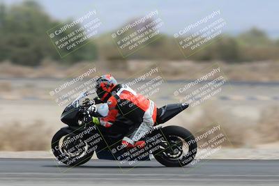 media/May-05-2025-Moto Forza (Mon) [[3c1838c5e5]]/2-B Group/Session 3 (Panning Test Turn 14 Inside)/